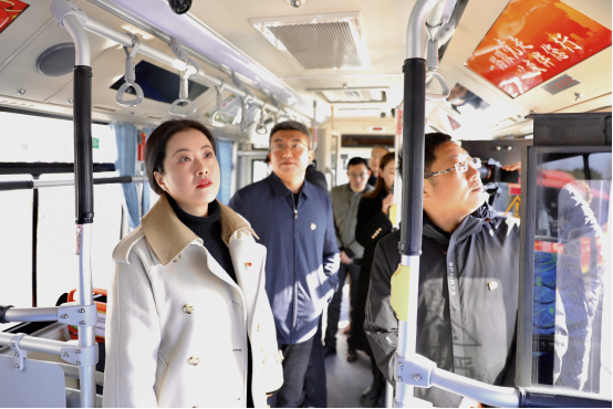 坚持党建引领 奋力争先创优丨市领导调研交通产业Ebpay党建、人才工作